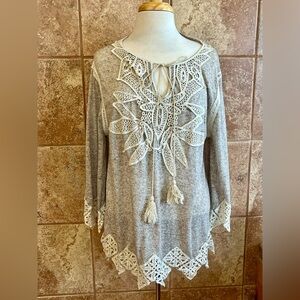 Ryu Beautiful Boutique Beige Tunic with Crochet Lace Trim, 3/4 Sleeves Size 2X